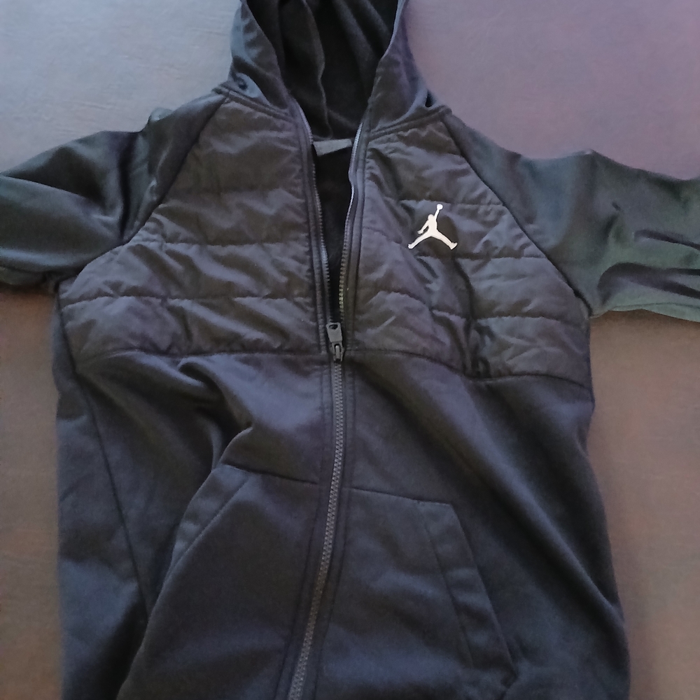 Jordan Black Full-Zip Hoodie with Iconic Emblem